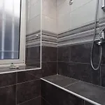 Redcoral-apartment In Center