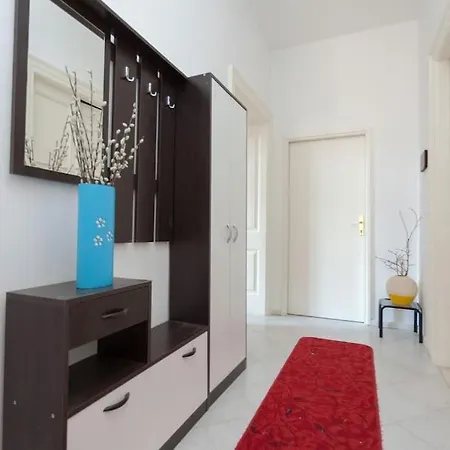 Redcoral-apartment In Center Appartement